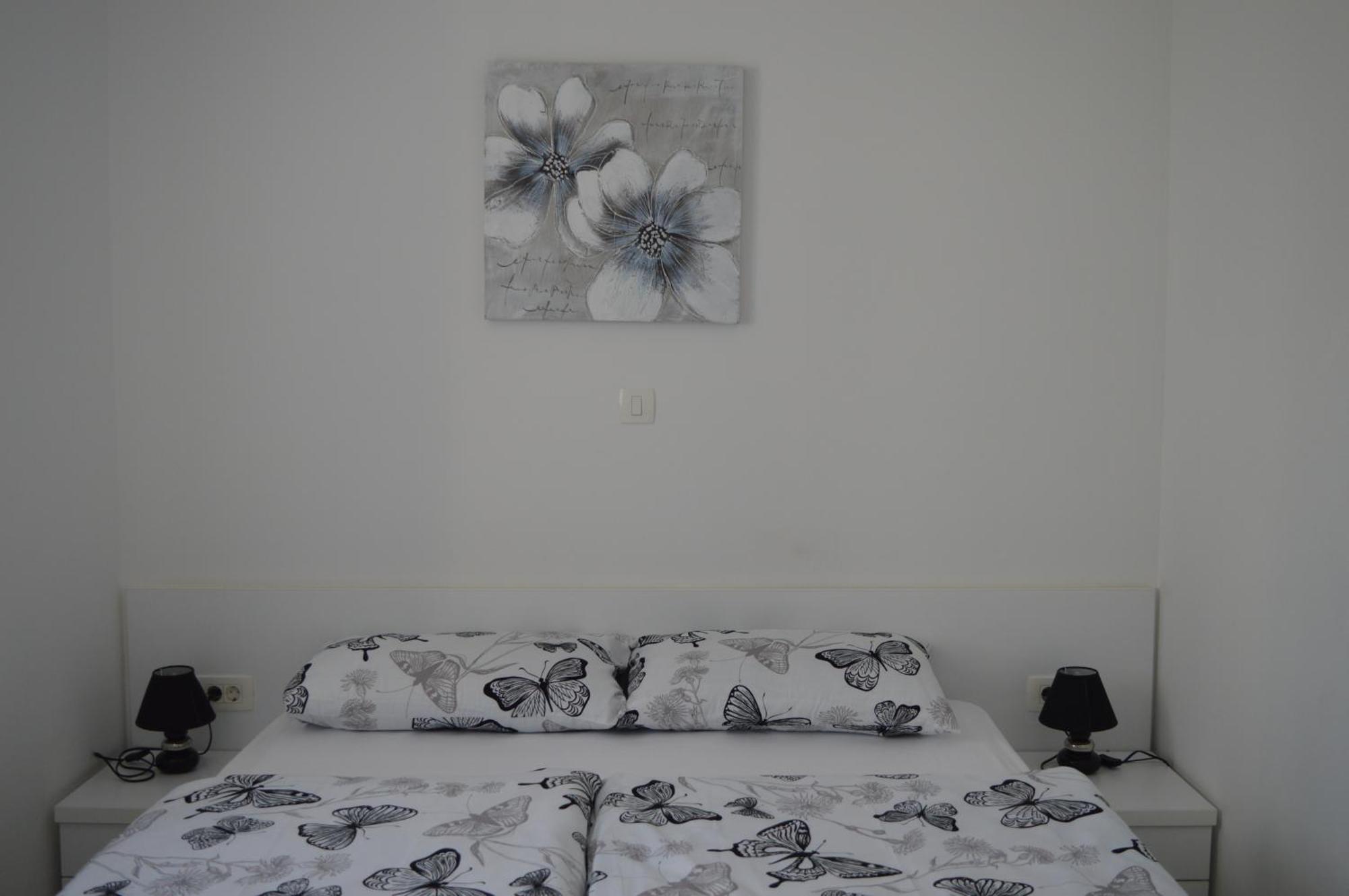 Apartments Lea Hvar Town Exterior photo